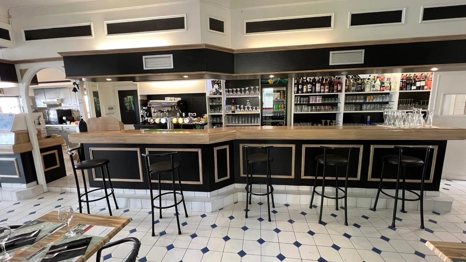 Residence Les Milandes Cazaubon Aparthotel